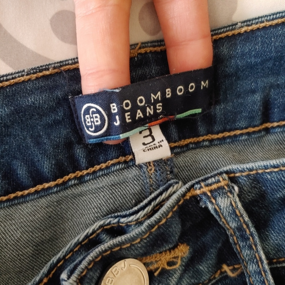 Jeans - Picture 3 of 5